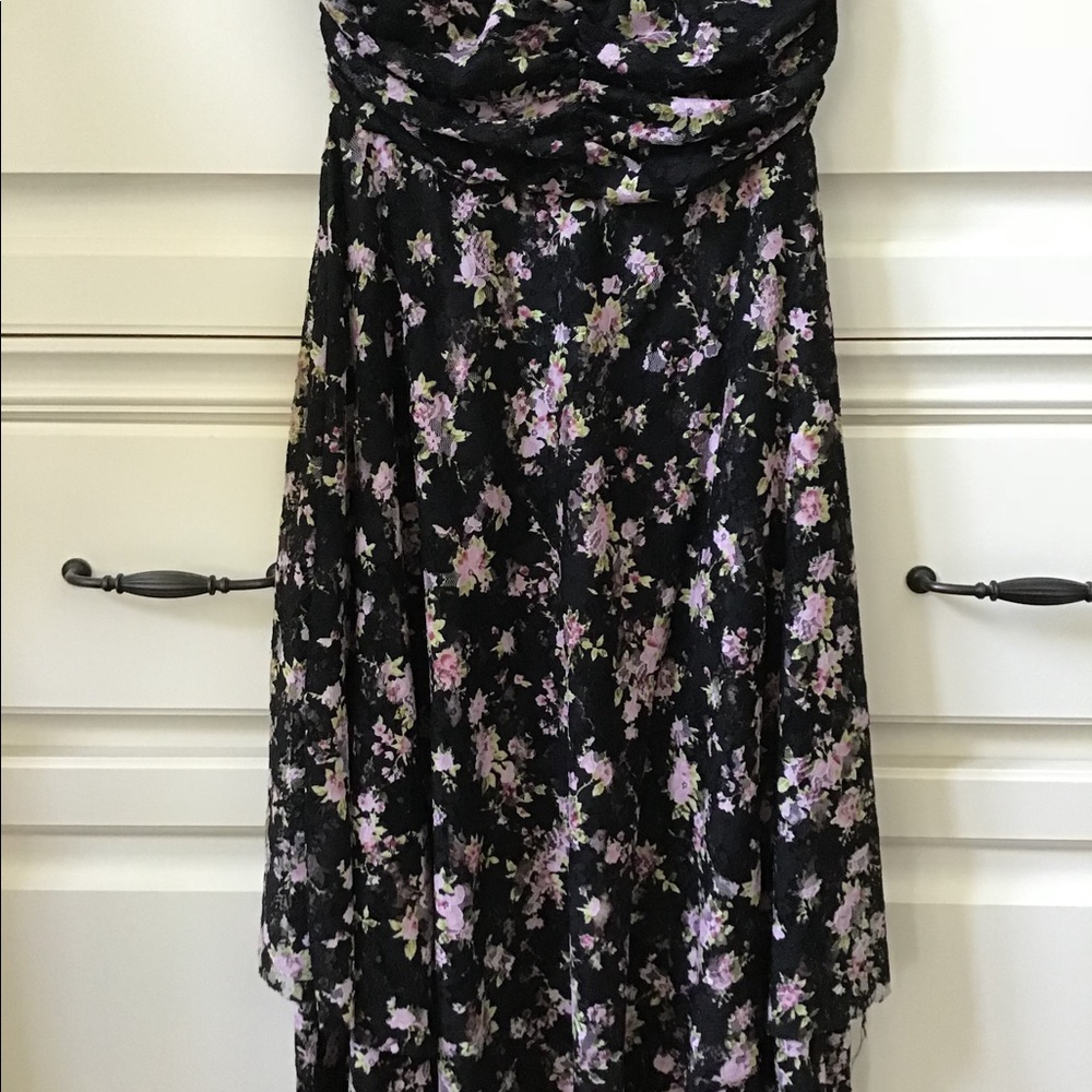 🔴HOST PICK🎉🔴STRAPLESS LACE DRESS🔴 - Picture 3 of 13